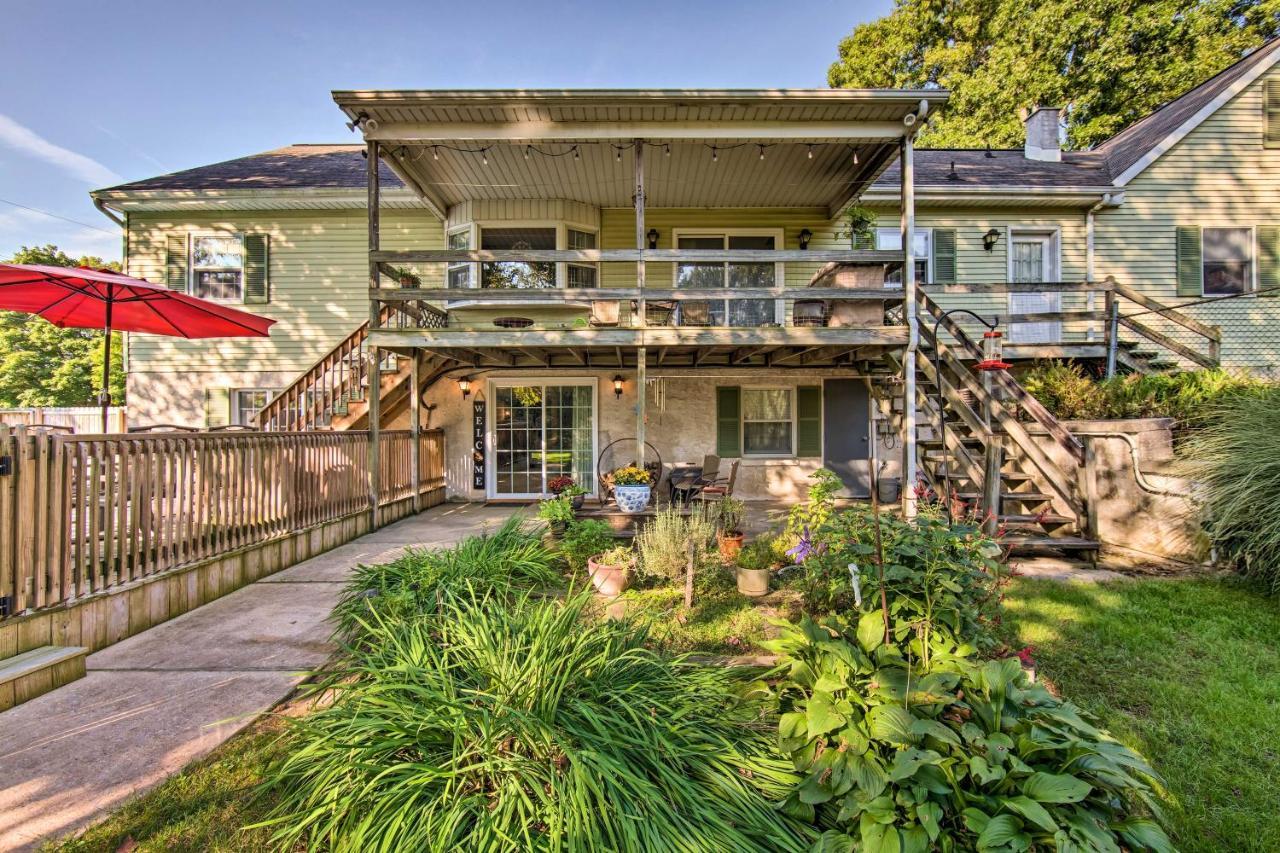 New Holland Apartment With Patio, Deck And Pool Exterior photo